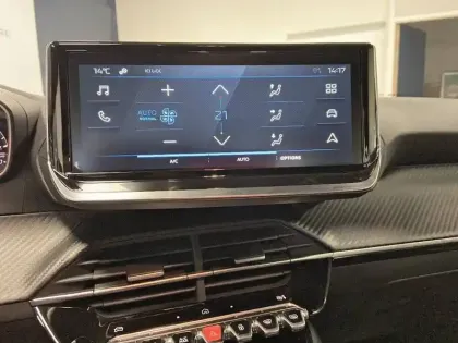 Photo 38 Peugeot 2008  100 S&S BVM6