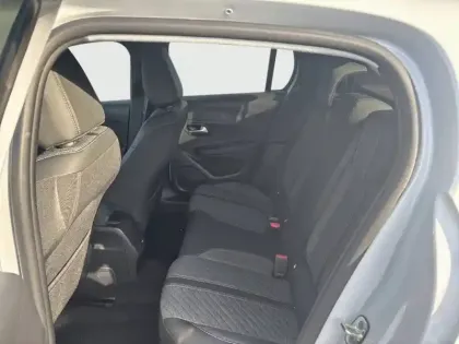 Photo 12 Peugeot 208  Hybrid 100 e-DCS6