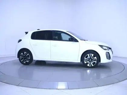 Photo 45 Peugeot 208  Hybrid 100 e-DCS6