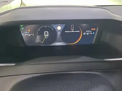 Photo 51 Peugeot 208  Hybrid 100 e-DCS6