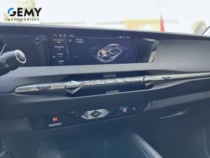 Photo 71 DS DS 4  Hybride E-Tense 225 EAT8