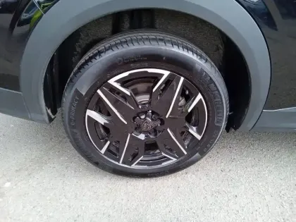 Photo 19 Peugeot 5008  Hybrid 136 e-DCS6