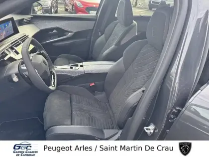 Photo 24 Peugeot 5008  Hybrid 136 e-DCS6