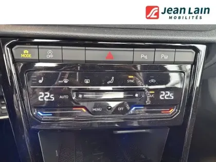 Photo 31 Volkswagen T-roc Gén. I Ph2 R-Line 2