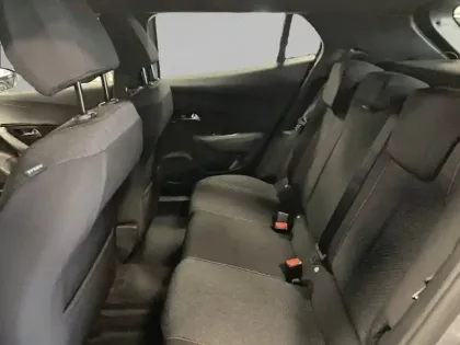 Photo 10 Peugeot 2008  Hybrid 136 e-DCS6