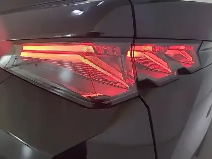 Photo 16 Peugeot 3008  Hybrid 136 e-DCS6