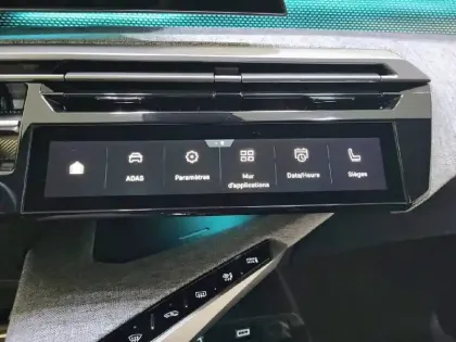 Photo 25 Peugeot 3008  Hybrid 136 e-DCS6