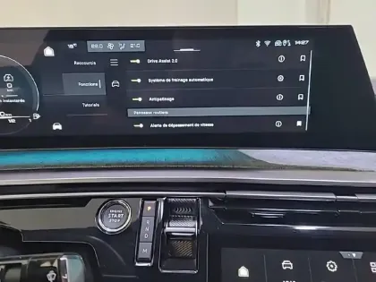 Photo 22 Peugeot 3008  Hybrid 136 e-DCS6