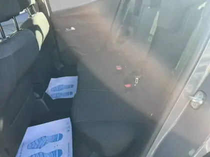 Photo 11 Peugeot 2008  Hybrid 136 e-DCS6