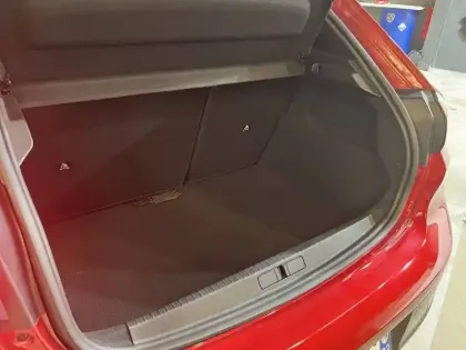 Photo 5 Peugeot 208  Electrique 51 kWh 156ch