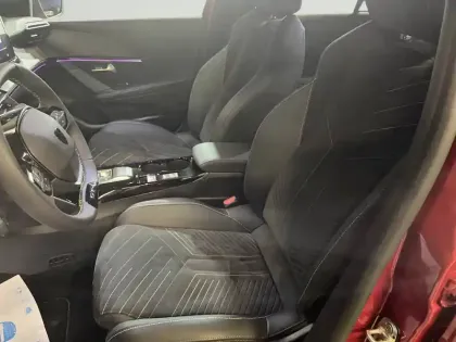 Photo 10 Peugeot 208  Electrique 51 kWh 156ch