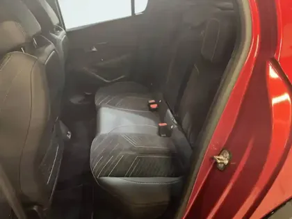 Photo 11 Peugeot 208  Electrique 51 kWh 156ch