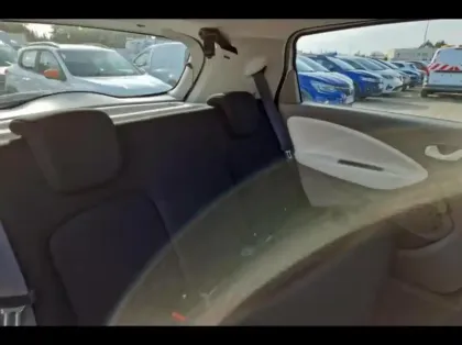 Photo 10 Renault Zoé Zoe City charge normale R90