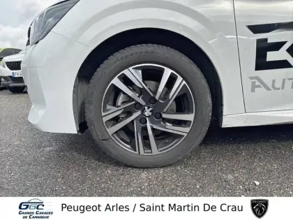 Photo 10 Peugeot 208  PureTech 100 S&S EAT8