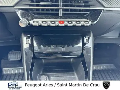 Photo 13 Peugeot 208  PureTech 100 S&S EAT8