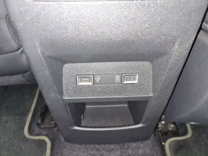 Photo 44 Peugeot 308  PureTech 130ch S&S EAT8