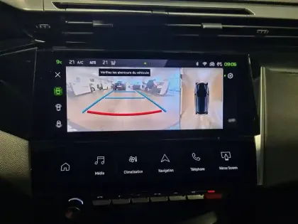 Photo 37 Peugeot 308  PureTech 130ch S&S EAT8