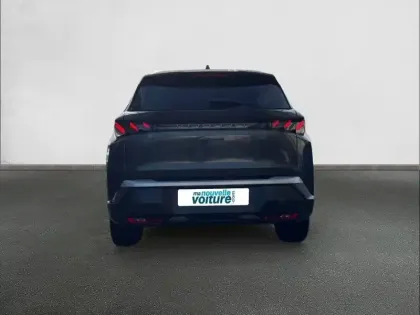 Photo 27 Peugeot 5008  Hybrid 136 e-DCS6