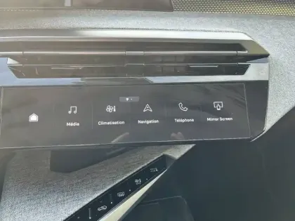 Photo 18 Peugeot 5008  Hybrid 136 e-DCS6