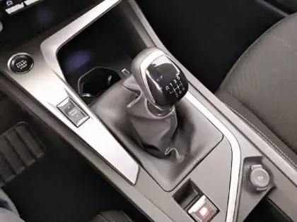 Photo 35 Peugeot 308  PureTech 130ch S&S BVM6