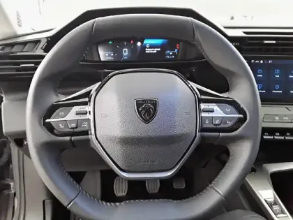 Photo 31 Peugeot 308  PureTech 130ch S&S BVM6