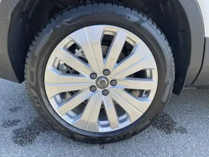 Photo 10 Volvo Ex40  Single 238 ch 1EDT