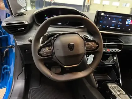 Photo 10 Peugeot 208  Hybrid 100 e-DCS6