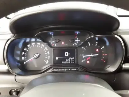 Photo 12 Citroën C3  PureTech 83 S&S BVM5