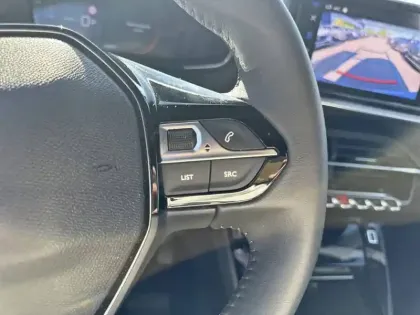 Photo 18 Peugeot 2008  Electrique 54 kWh 156 ch