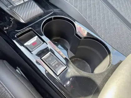 Photo 22 Peugeot 2008  Electrique 54 kWh 156 ch