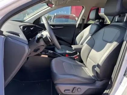 Photo 9 Kia Niro  1.6 GDi 183ch PHEV Premium DCT6