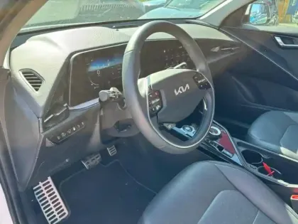 Photo 7 Kia Niro  1.6 GDi 183ch PHEV Premium DCT6