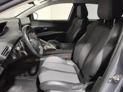 Photo 12 Peugeot 3008  HYBRID 225ch Allure Pack e-EAT8