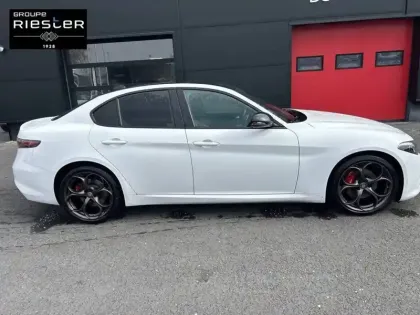 Photo 50 Alfa Romeo Giulia  2.2 160 ch AT8