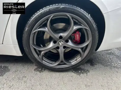 Photo 39 Alfa Romeo Giulia  2.2 160 ch AT8