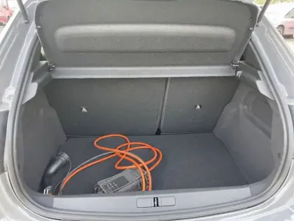 Photo 25 Peugeot 208  Electrique 50 kWh 136ch