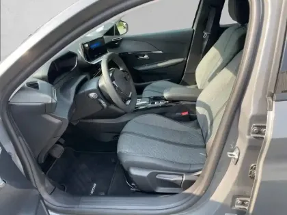 Photo 30 Peugeot 208  Electrique 50 kWh 136ch