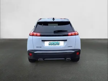 Photo 24 Peugeot 2008  Hybrid 136 e-DCS6