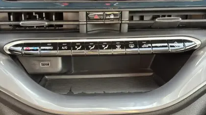 Photo 18 Fiat 500  e 118 ch La Prima