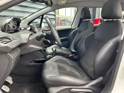 Photo 7 Peugeot 2008  1.2 PureTech 130ch E6.c Crossway S&S