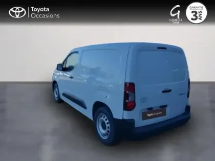 Photo 1 Toyota Proace  CITY Medium 130 D-4D Start BVA MC24