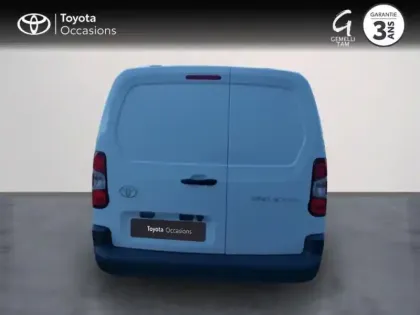 Photo 3 Toyota Proace  CITY Medium 130 D-4D Start BVA MC24