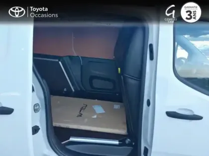 Photo 6 Toyota Proace  CITY Medium 130 D-4D Start BVA MC24