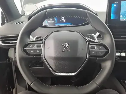 Photo 11 Peugeot 3008  Hybrid 136 e-DCS6