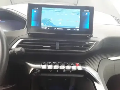 Photo 13 Peugeot 3008  Hybrid 136 e-DCS6