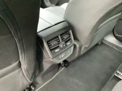 Photo 38 Peugeot 5008  PureTech 130ch S&S EAT8