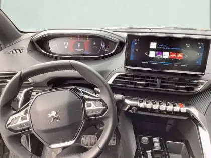 Photo 27 Peugeot 5008  PureTech 130ch S&S EAT8
