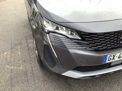 Photo 35 Peugeot 5008  PureTech 130ch S&S EAT8