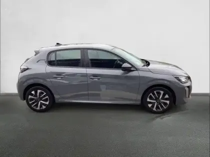 Photo 23 Peugeot 208  PureTech 100 S&S BVM6