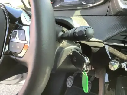 Photo 42 Peugeot 208  PureTech 75 S&S BVM5